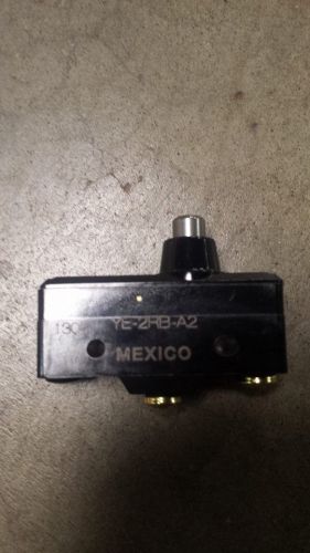 MICRO SWITCH YE-2RB-A2 SWITCH SNAP ACTION    4B