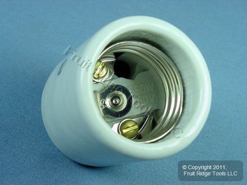 Leviton Porcelain Lamp Holder w/ Cap Medium Base Light Socket 660W/250V 10035