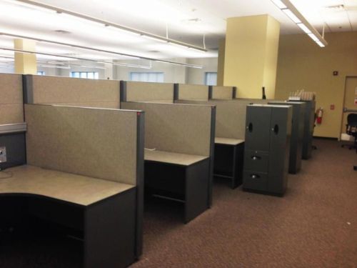Pre-Owned Cubicles Systems - 6&#039;x6&#039; - Starting Qty of 12 @$695 per Cube