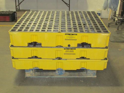Lot of 2 Eagle 1688 &amp; 1645 Containment Pallet