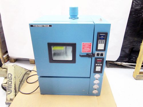 THERMOTRON S-1.2C ENVIRONMENTAL TEMPERATURE TEST CHAMBER -100 TO +356 One Port A