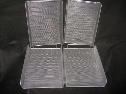 LOT OF (4) WIRE MESH LETTER TRAYS