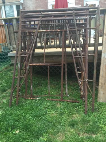 3 sections of walk thru scaffolding with cross braces for sale