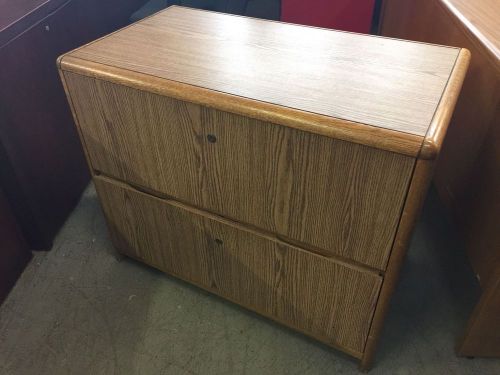 2 DRAWER LATERAL SIZE FILE CABINET in OAK COLOR LAMINATE