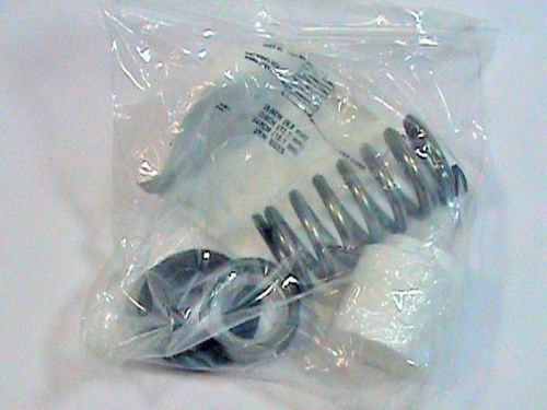 Fisher controls repair kit part no. rpackx00032 6-3/4&#034; size 6 nib nos torn box for sale