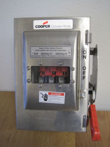 HEAVY DUTY SAFETY SWITCH WSRDW33542SMS  COOPER CROUSE-HINDS 3P 30A 600V 250VDC
