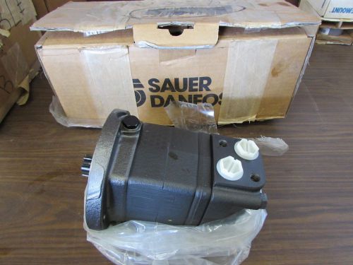 SAUER DANFOSS HYDRAULIC MOTOR OMSS 400 NEW IN BOX