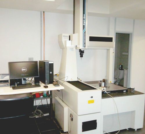 Mitutoyo coordinate measuring machine bright a-707 with mcosmos 3.4 r1 (2011) for sale