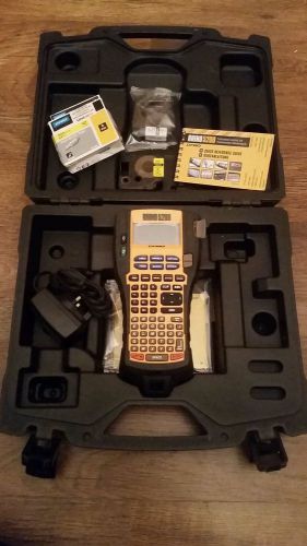 Dymo rhino 5200 labeller machine carry case 3 tapes electricians installers for sale