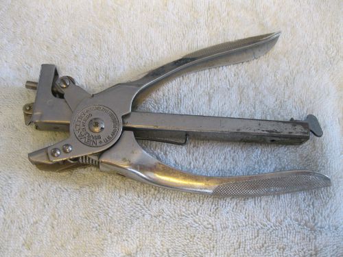 Vintage Neva-Clog Products Model S-100 Stapling Pliers Works Well