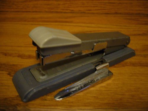 Vintage Bostitch Office Gray Desk Stapler Model B8 With Attached Stapler Remover