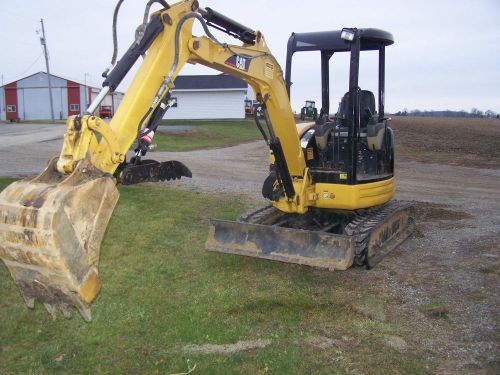 Cat 303 cr mini excavator with new tracs! for sale