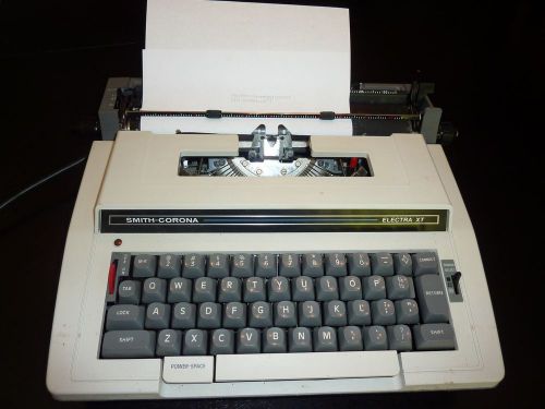 Vintage 80s smith-corona electra xt gray electric typewriter in original case for sale