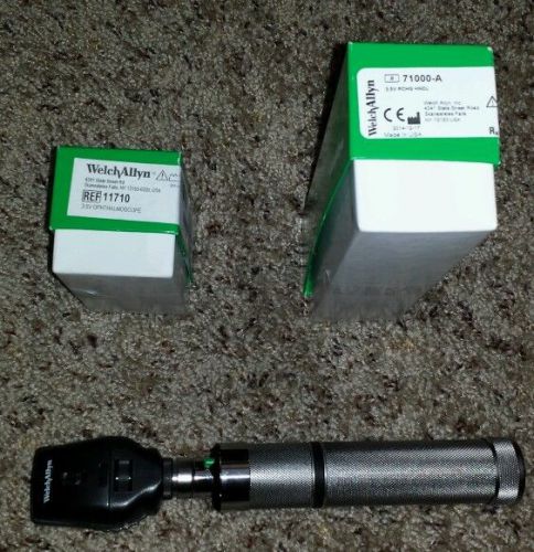 Welch Allyn 71000-A 3.5V Rechargeable Handle with 11710 Opthalmoscope Head