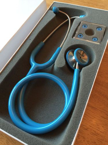 New Top Quality Clinical Stethoscope For Medical Professionals / Students - Blue