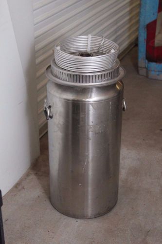 Caire Liberator 45 Liquid Oxygen Tank Stainless Steel Mountaineering Cryogenics