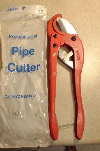 Large 2 1/2&#034; PVC Pipe Cutting Tool