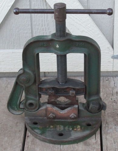 Big Heavy Duty Pipe Vise Number 3-H Erie Tool Works