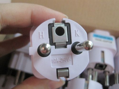 Universal AU UK US to EU AC Power Socket Plug Travel Euro Adapter Converter *1PC