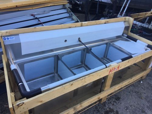 Three Compartment Stainless Steel Commercial Sink/Restaurant Equipment...