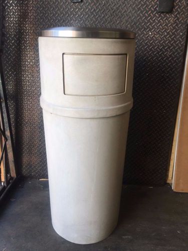 Rubbermaid ash/trash can container with doors for sale