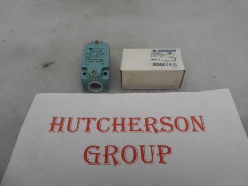TELEMECANIQUE ZCK-J1H7 LIMIT SWITCH BODY ONLY 1NO/1NC 1/2IN NPT