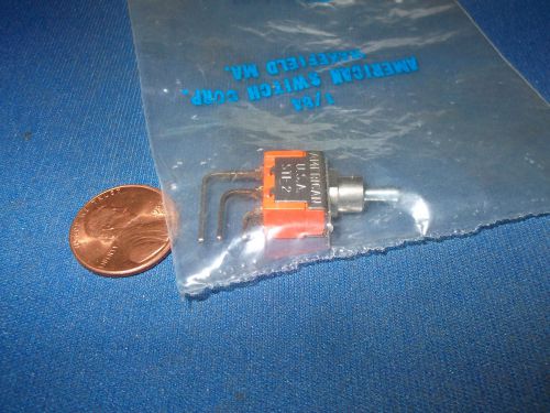 ST1-2L3S3VQ AMERICAN ST1-2 RA TOGGLE SWITCH ON-OFF-ON NEW 3-PIN GOLD LAST ONES
