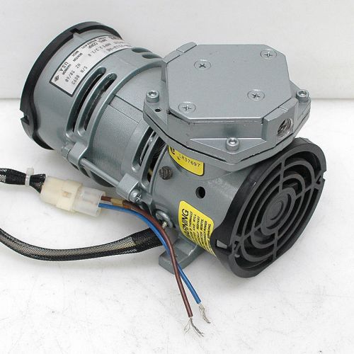 Gast moa-v112-ae oilless vacuum pump 110/115v 50/60hz 0.83m3/hr 24&#034;hg 1/16hp for sale