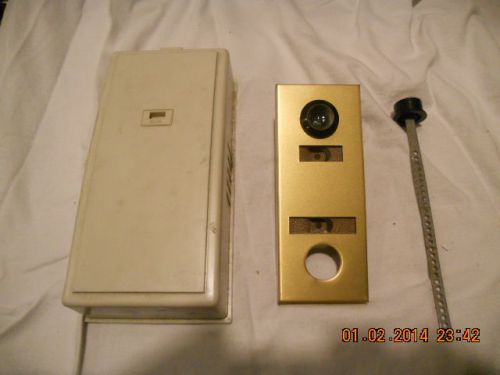 Auth Company Non-Electric Door Chime &amp; viewer 686102-00 Brass Anodized