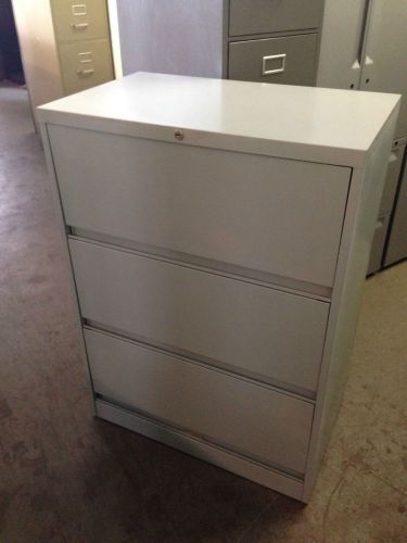 *3 drawer lateral size file bysteelcase office furn w/lock&amp;key w/flipper drawers for sale