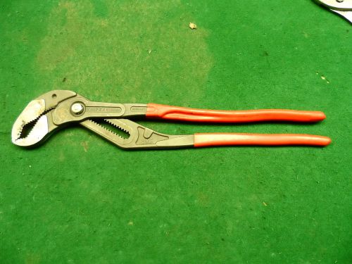 Knipex 22&#034; Water Pump Pliers 87 01 560
