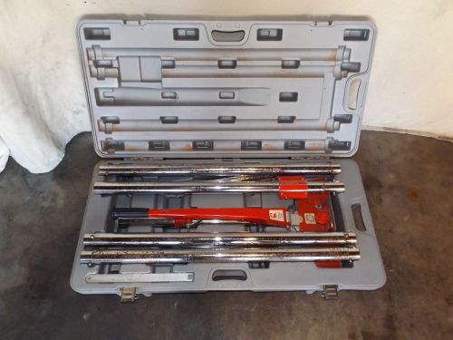 Roberts Junior Power Stretcher with rolling case. In good condition