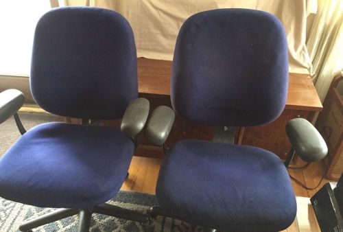2 Herman MIller Ergon Blue Mid-Back Executive Task Chairs w Armrests &amp; Casters