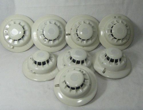 Lot of 8 Grinnell 912P Photoelectronic Analog Smoke Detector Head and 6B Base