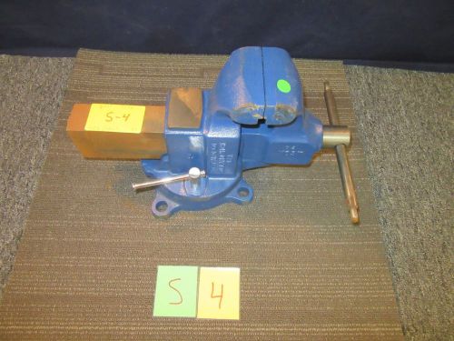 YOST # 4 BENCH VISE CLAMP SHOP METAL WOOD MILITARY HEAVY DUTY TEETH JAW NOS