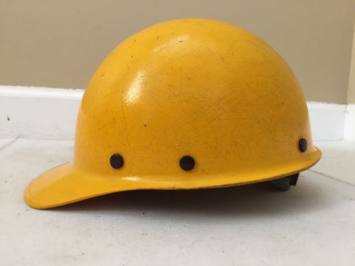 Msa yellow fiberglass construction hard hat skullgard 6 3/8 -8 made in usa 1960s for sale