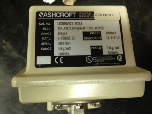 New Ashcroft LPDN4GGV25 NCYLM 125/250/480V-AC Pressure Switch 200psi
