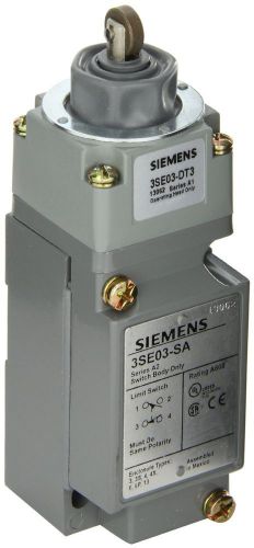 Siemens 3SE03-AT3 North American Limit Switch, Roller Top Plunger Operating Head