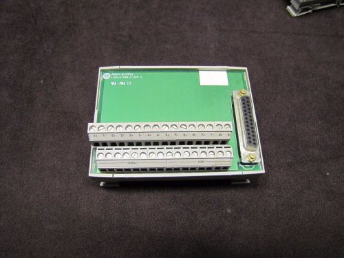 Allen Bradley 1492-AIFM8-3 Terminal Block 20 Pin 8 Point Analog Interface Module