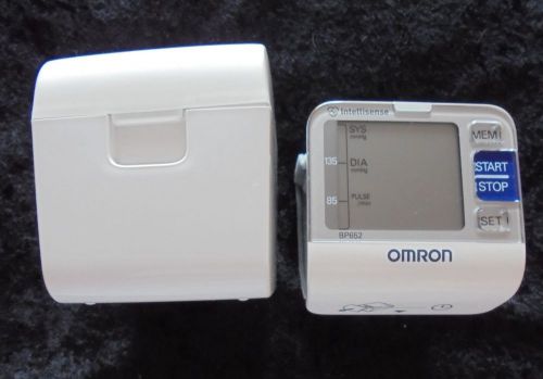 Omron 7 Series Wrist Blood Pressure Monitor BP 652