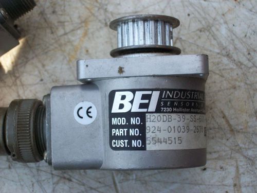 BEI Industrial Encoder 924-01039-2678  H20DB-39-SS-600-AB-7272-SM14-24V