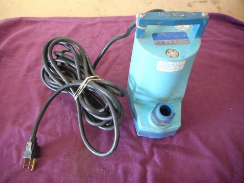 Little Giant Model 5-MSP Submersible Pump Good Condition