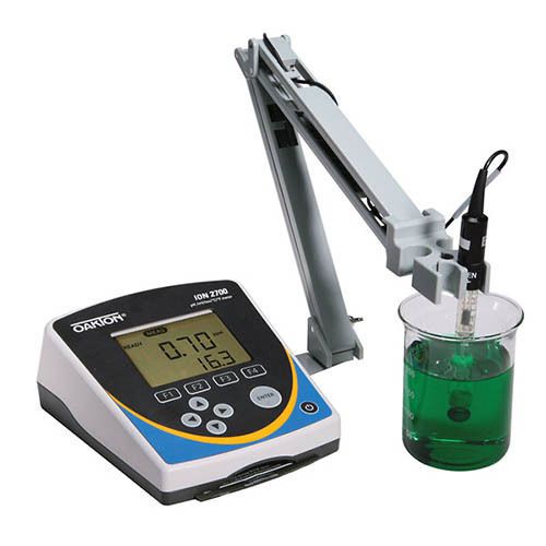 Oakton WD-35421-02 Ion 2700 pH/Ion/mV/Temp. Meter with Electrode Stand