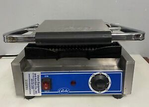 GLOBE GPG10 COMMERCIAL PANINI PRESS SANDWICH GRILL W/ GROOVED PLATES 120V