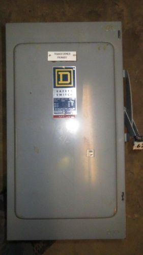SQUARE D DISCONNECT 200 AMP 600 VOLTS 2 POLE CAT# H264 FUSIBLE WITH FUSES