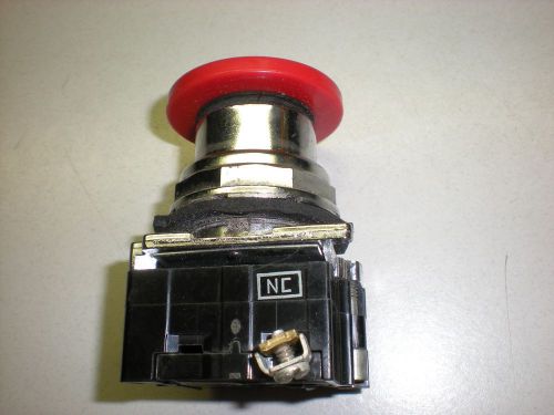 Cutler-Hammer Push-Pull Switch - (1) NC - 600V - Red Button