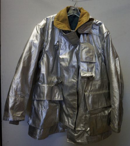 Used globe fire fighter turnout jacket size: 48   (a1431) for sale