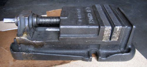 Used LW Chuck Milling machine lathe V-by vise and 61/2&#034; swivel base #49970 &amp;71