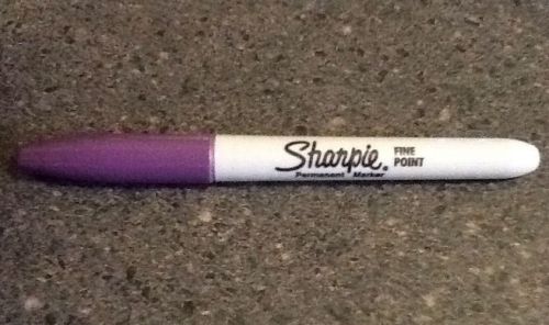 Sharpie Purple Fine Point Permanent Marker