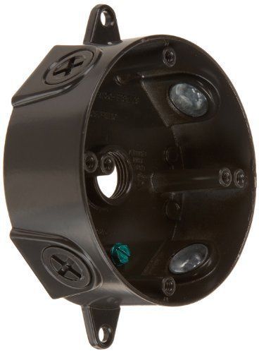 Rab lighting vxca weatherproof round box with no cover  aluminum  1/2&#034; hole size for sale